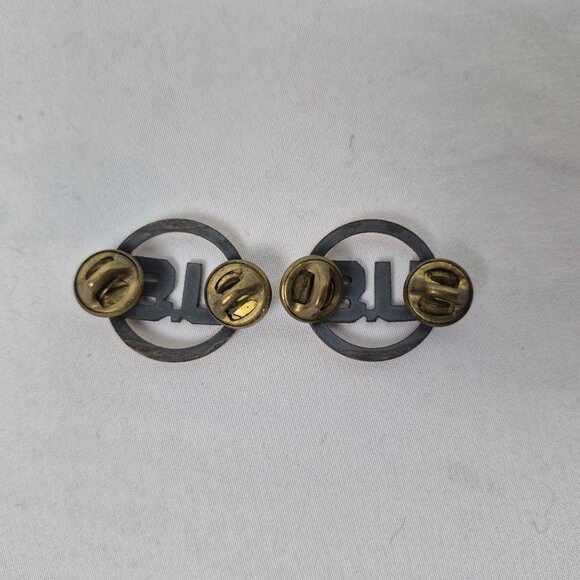 U.S. Army Collar Insignia Pins (2) 1970's Issued VINTAGE EXCELLENT CONDITION!!! - Picture 2 of 3